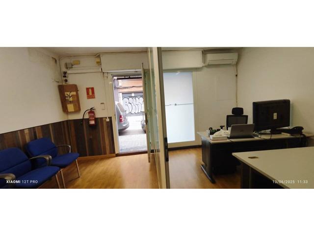 Local en venta en La Florida(08905) photo 0