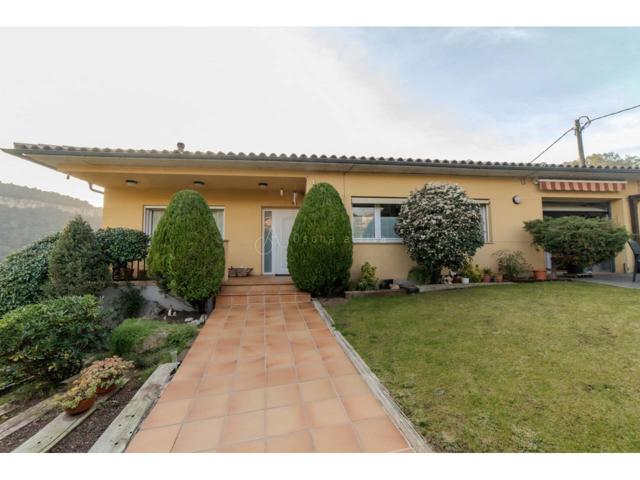 Casa en venta en Seva photo 0