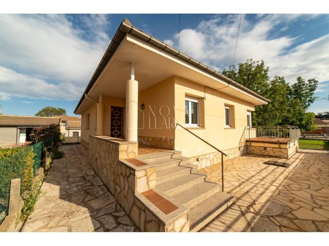 Casa en venta en Tona photo 0