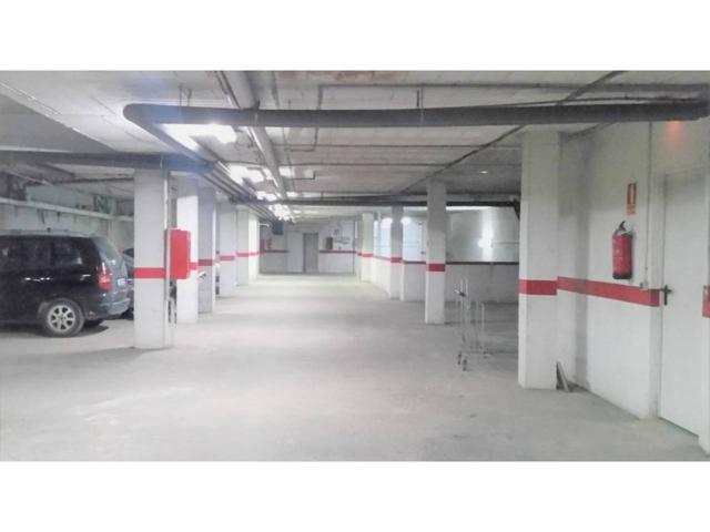 PLAZA DE PARKING photo 0