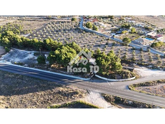 FINCA RÚSTICA EN VENTA, CON EDIFICACIÓN GRANDE PARA REFORMAR.. photo 0