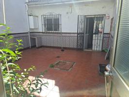 Venta de casa en Dos Hermanas photo 0