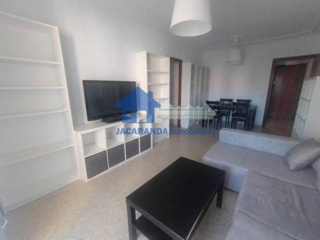 Alquiler de piso en el centro de Montequinto photo 0