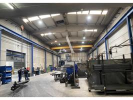 Nave industrial en alquiler en Parets photo 0
