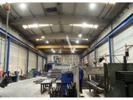 Nave industrial en alquiler en Parets photo 0