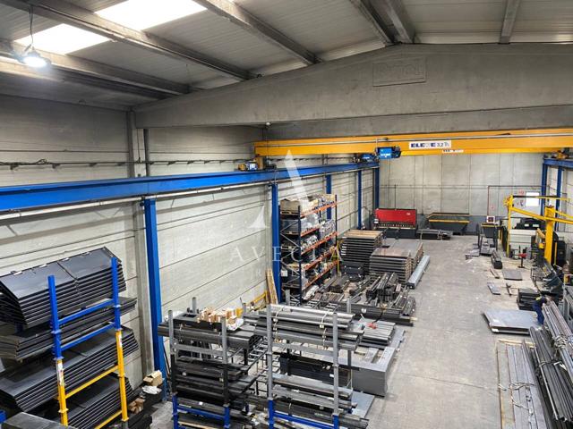 Nave industrial en alquiler en Parets del Valles photo 0