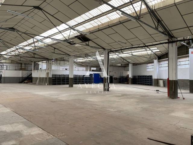 Nave industrial en alquiler en Sant Boi de Llobregat photo 0