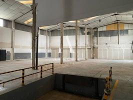 Nave industrial en alquiler en Sant Boi photo 0