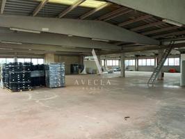 Nave industrial en Alquiler en Castelldefels photo 0