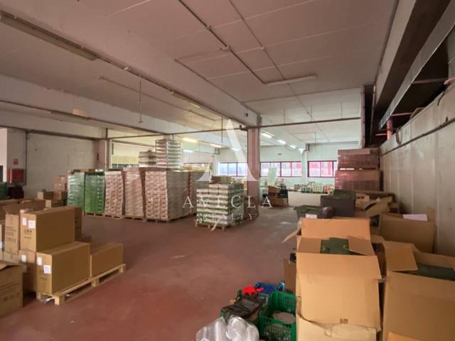 Nave industrial en Alquiler en Castelldefels photo 0
