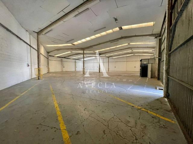 Nave industrial en alquiler en Barberà del Vallès photo 0