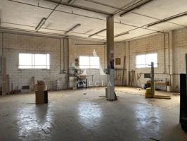 Nave industrial en Venta en Sant Feliu de Llobregat photo 0