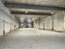 Nave en Alquiler y Venta en Terrassa photo 0