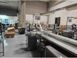 Nave industrial en alquiler en Montornès del Vallès photo 0