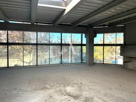 Nave Industrial en Venta en Sabadell photo 0