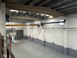 Nave Industrial en Alquiler en Sant Cugat photo 0