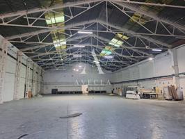Nave Industrial en Alquiler en L'Hospitalet de Llobregat photo 0