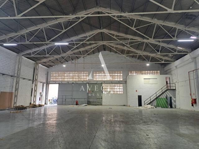 Nave Industrial en Alquiler en L'Hospitalet de Llobregat photo 0