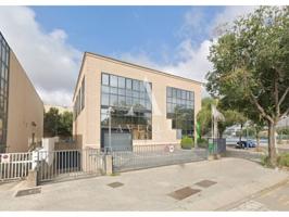 Nave Industrial en Alquiler en Hospitalet de Llobregat photo 0