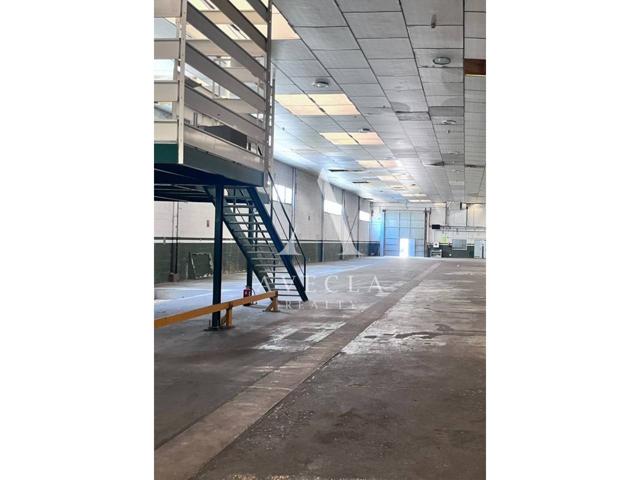 Nave en Alquiler en Polinyà photo 0