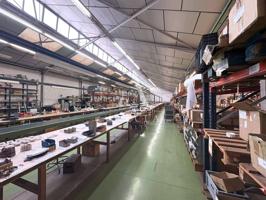 Nave Industrial en Alquiler en l'Hospitalet de Llobregat. photo 0