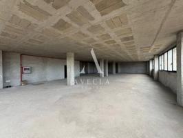 Nave Industrial en Alquiler en Cornellà photo 0