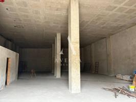 Nave Industrial en Alquiler en Cornellà photo 0