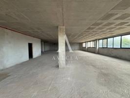 Nave Industrial en Alquiler en Cornellà photo 0