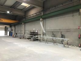 Nave Industrial en Alquiler en Montornès photo 0