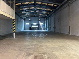 Nave Industrial en Alquiler en Sant Fost de Campsentelles photo 0