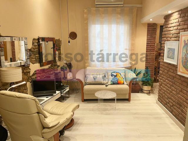 Piso en venta en Avenida de la República Argentina 181 photo 0