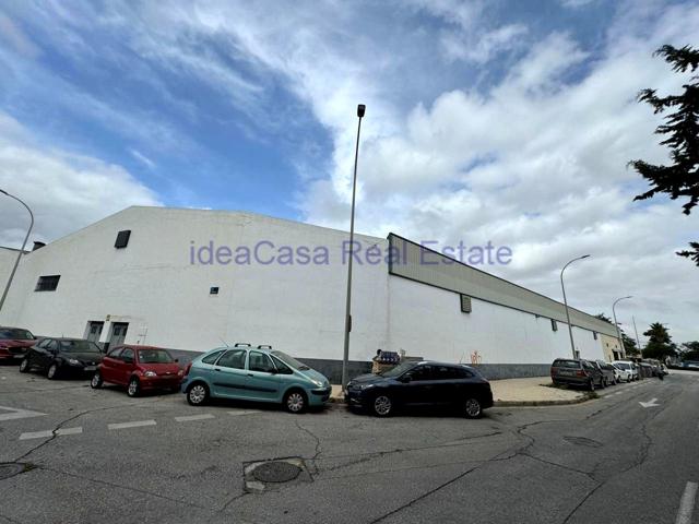 Nave industrial comercial en Churriana photo 0