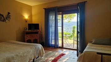 Impresionante hotel rural en venta en Alcaucín photo 0