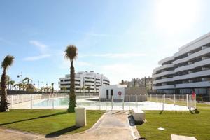 Excepcional Apartamento en Venta en Los Alamos, Torremolinos photo 0