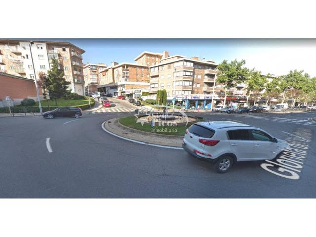 Local comercial en alquiler photo 0