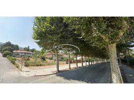 OPORTUNIDAD, PARCELA CON FACHADA A 3 CALLES. photo 0