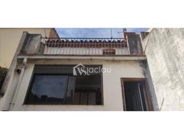 Casa en venta en Olesa de Montserrat photo 0