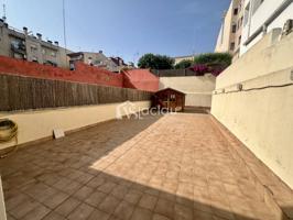 PLANTA BAJA EN VENTA CON AMPLIA TERRAZA photo 0
