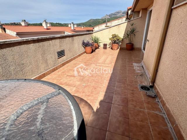Precioso dúplex en venta Zona Closos photo 0