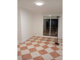 Piso reformado 3 dormitorios en zona Polvoranca photo 0