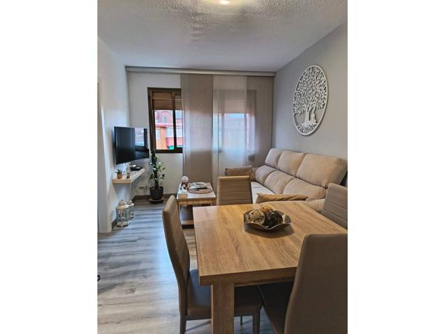 Piso en venta en Llefià-Artigues(08913) photo 0