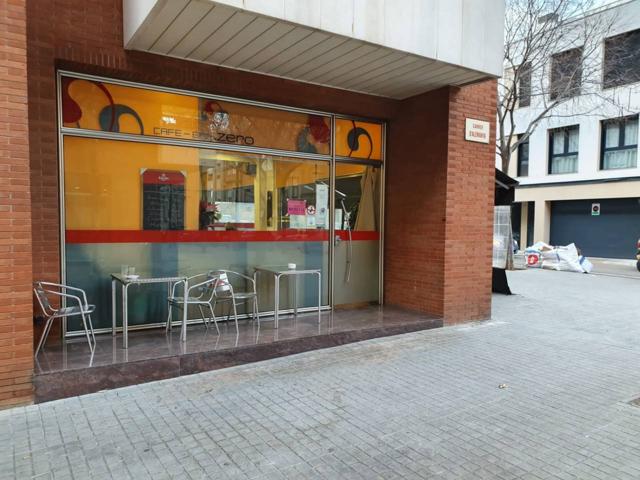 Local comercial en venta para inversores photo 0