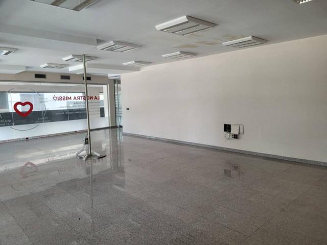 Alquiler Local Comercial en Sabadell Centro photo 0