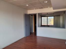 OFICINAS en alquiler en el Centro photo 0