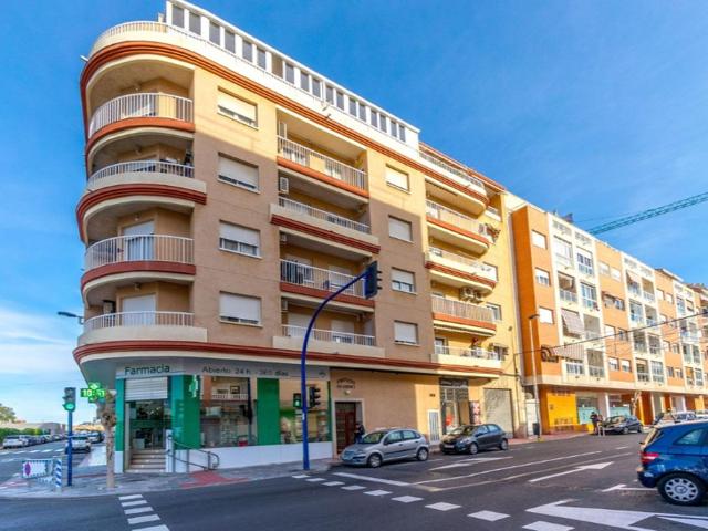 Piso En venta en Torrevieja photo 0