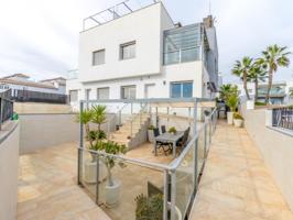 Villa En venta en Playa Flamenca, Orihuela photo 0