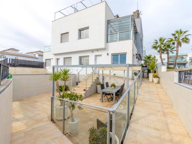 Villa En venta en Playa Flamenca, Orihuela photo 0