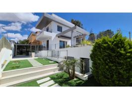Villa En venta en Torrevieja photo 0