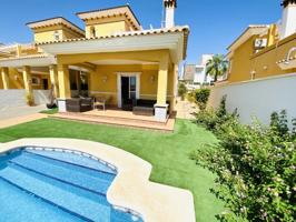Unifamiliar Separadas En venta en Orihuela photo 0