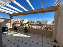  Ático En venta en Torrevieja photo 0